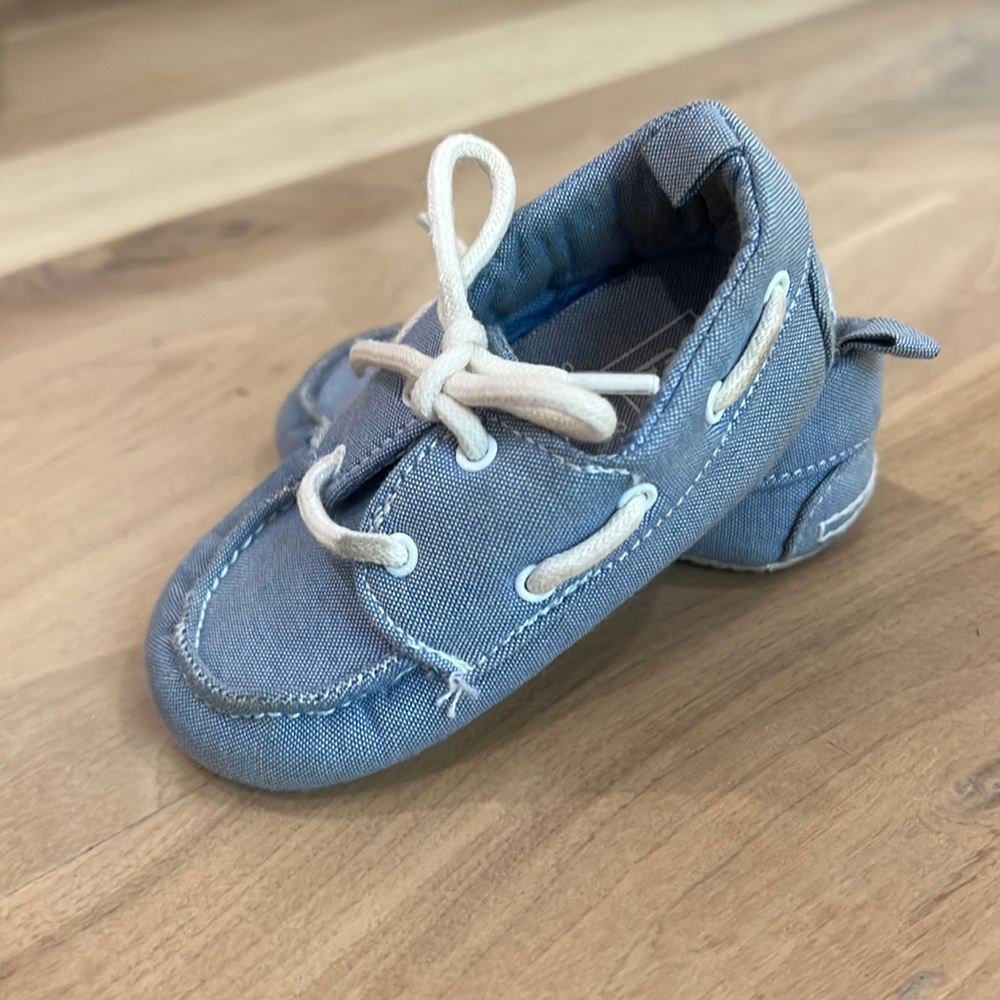 Baby Gap Shoes in Baby Blue 12-18mos